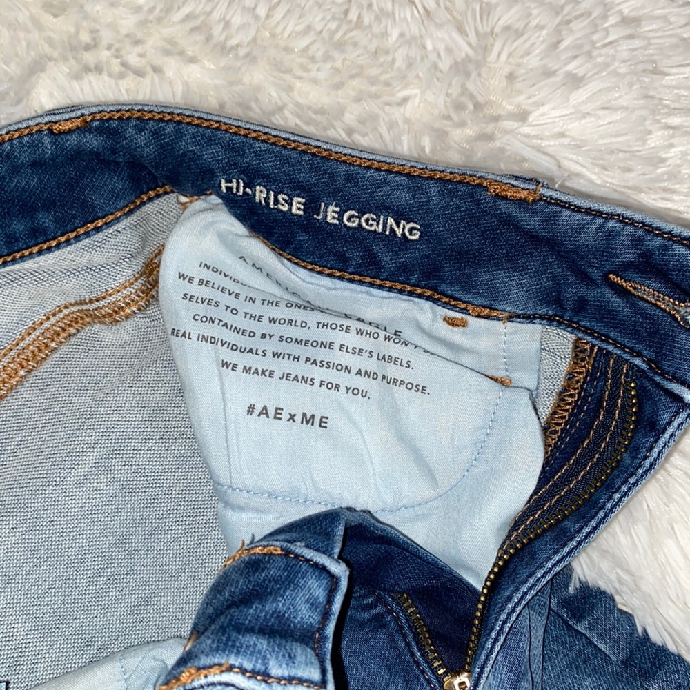 ✨AE High Rise Destroyed Jegging - Picture 9 of 10